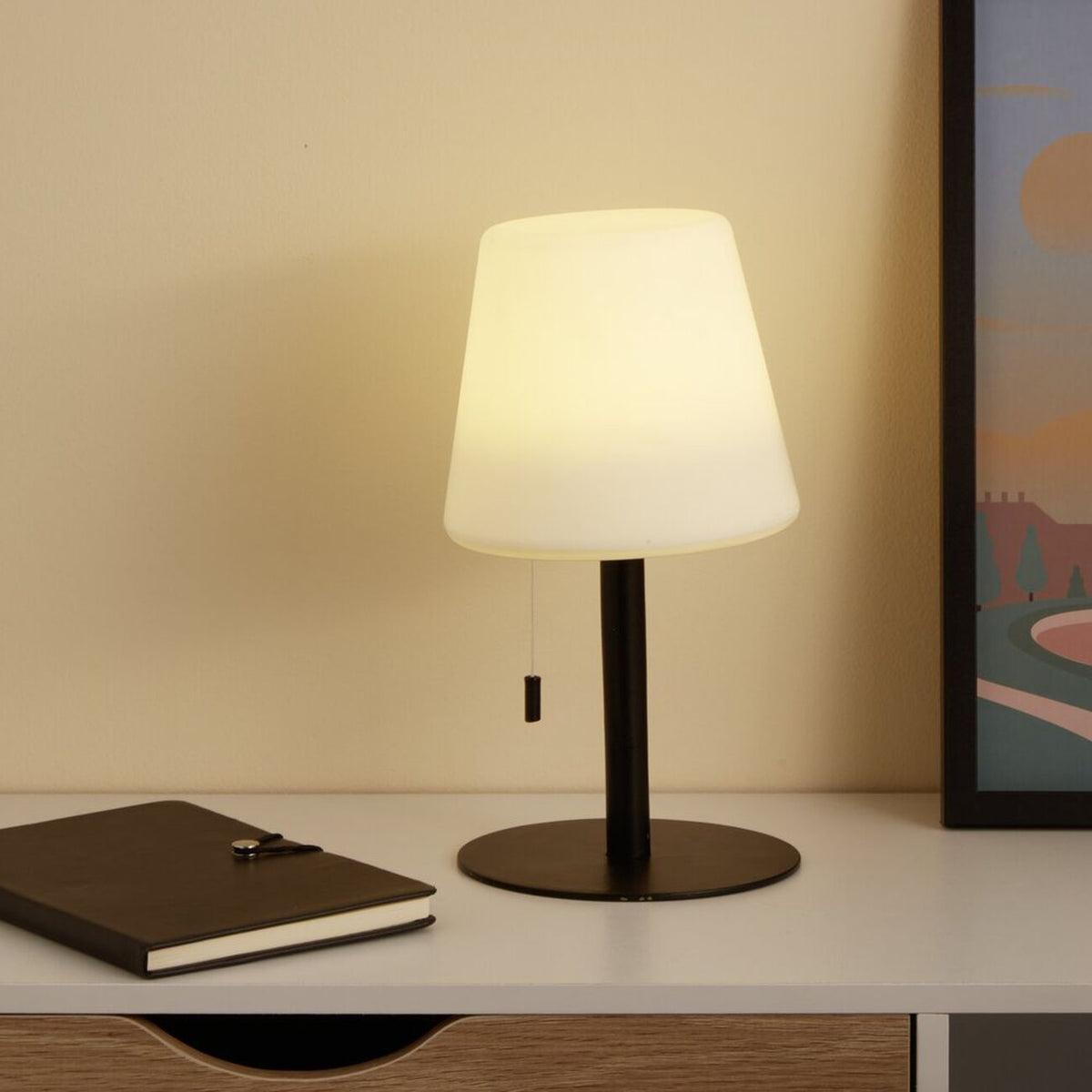 Minimalistische moderne tafellamp