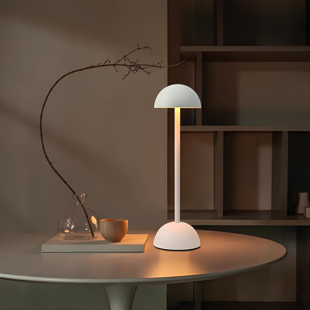 Noordse minimalistische tafellamp