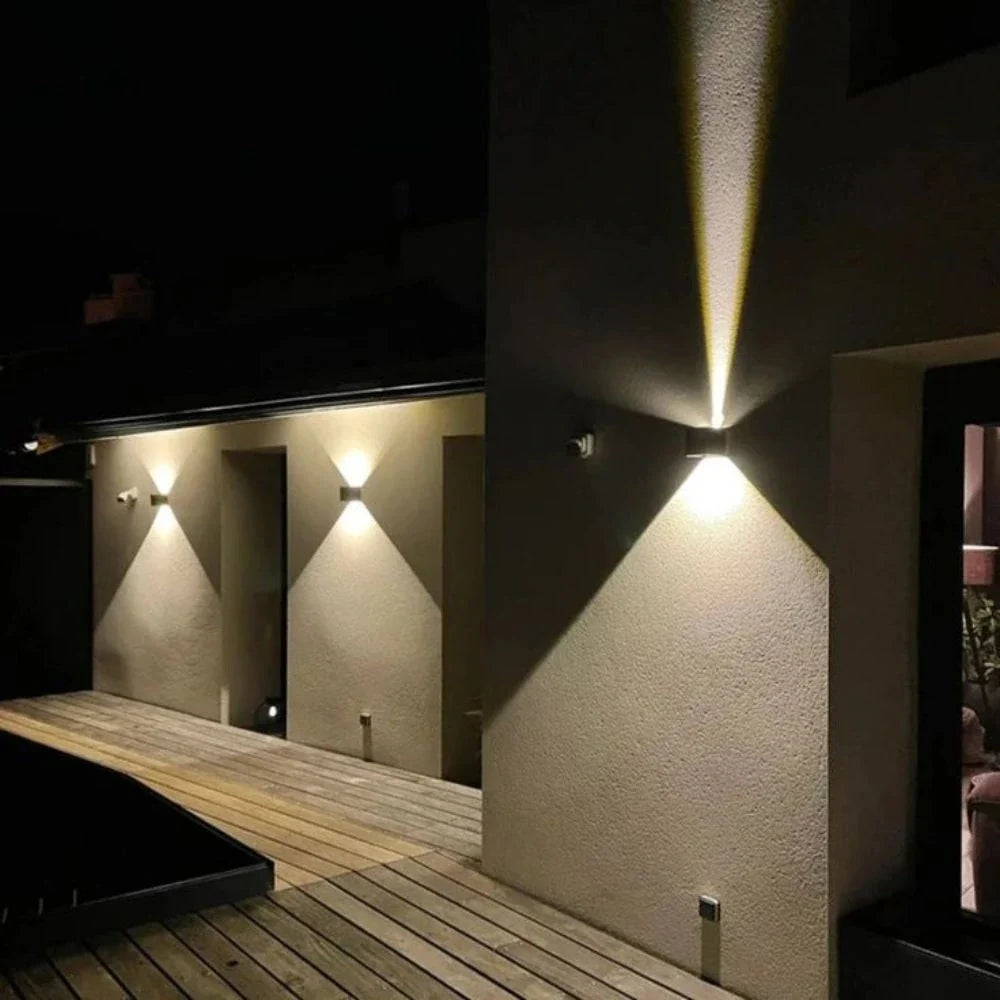 Verstelbare wandlamp