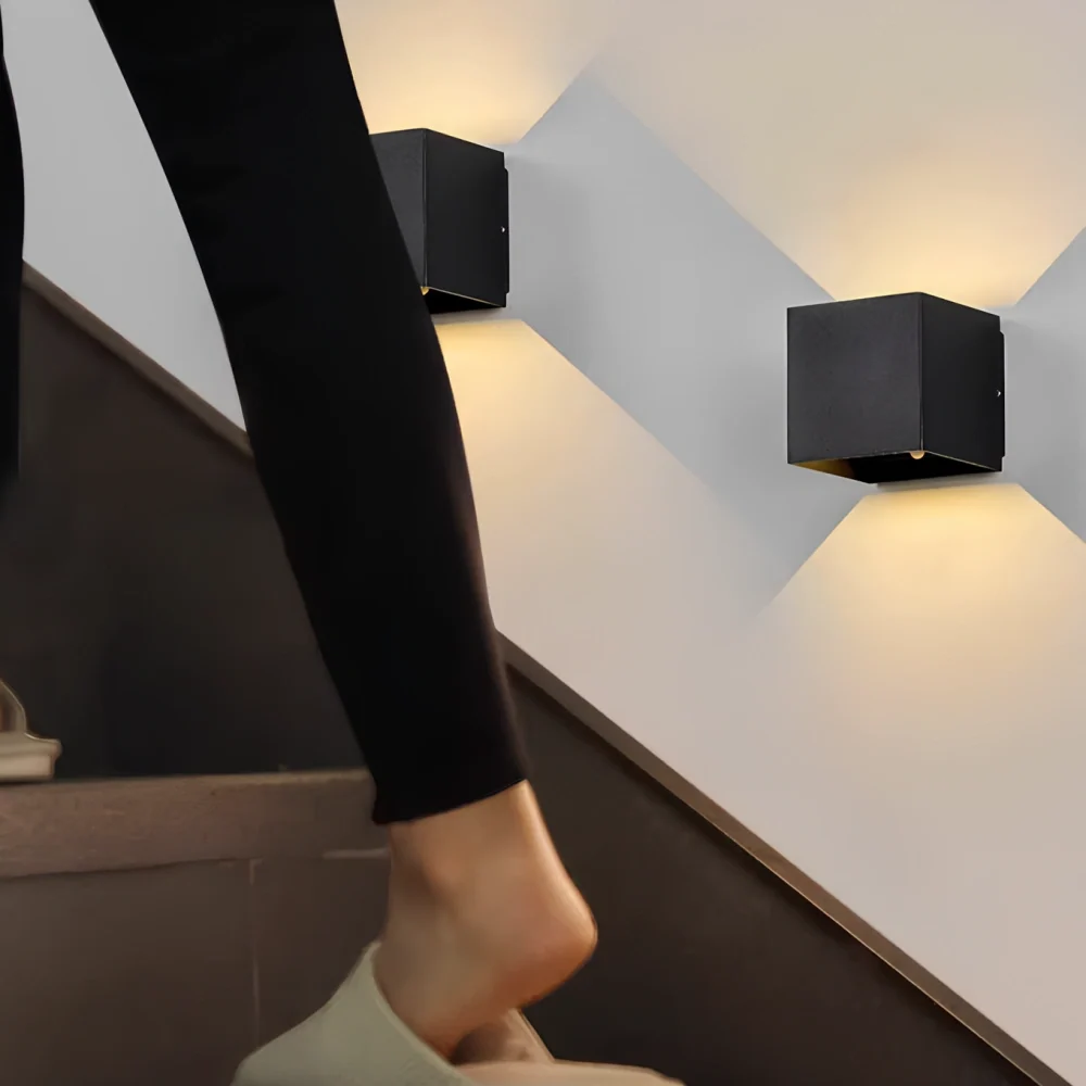 Verstelbare wandlamp