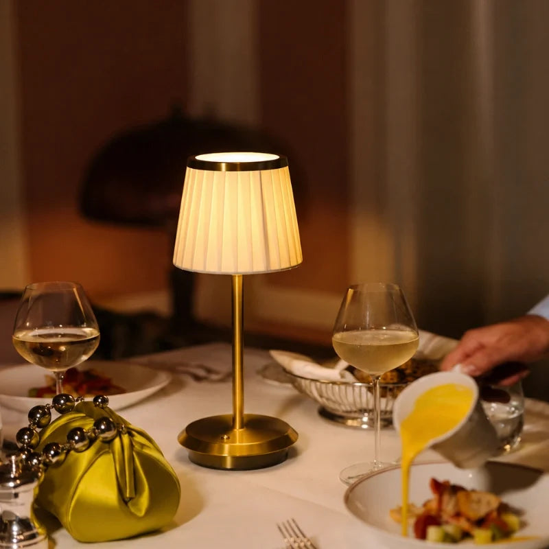 Klassieke elegante tafellamp