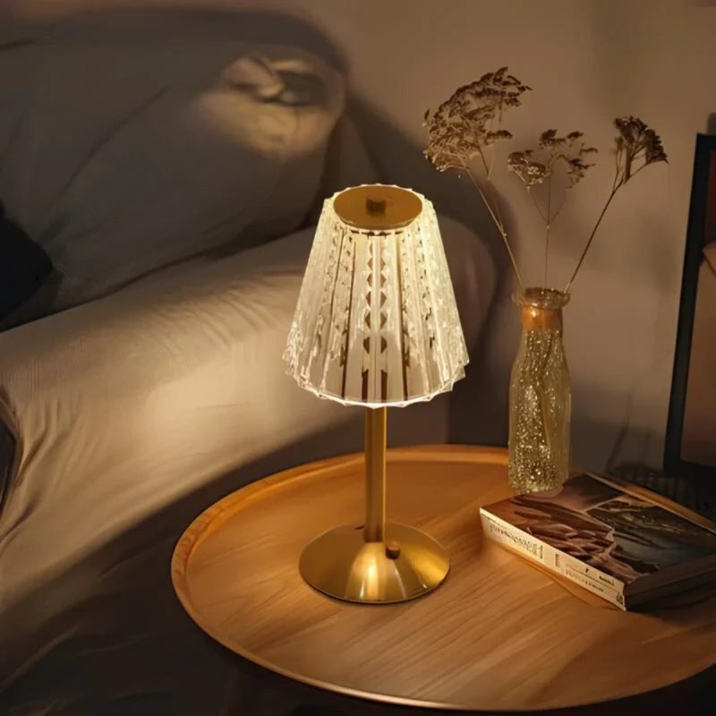 Gouden kristallen tafellamp