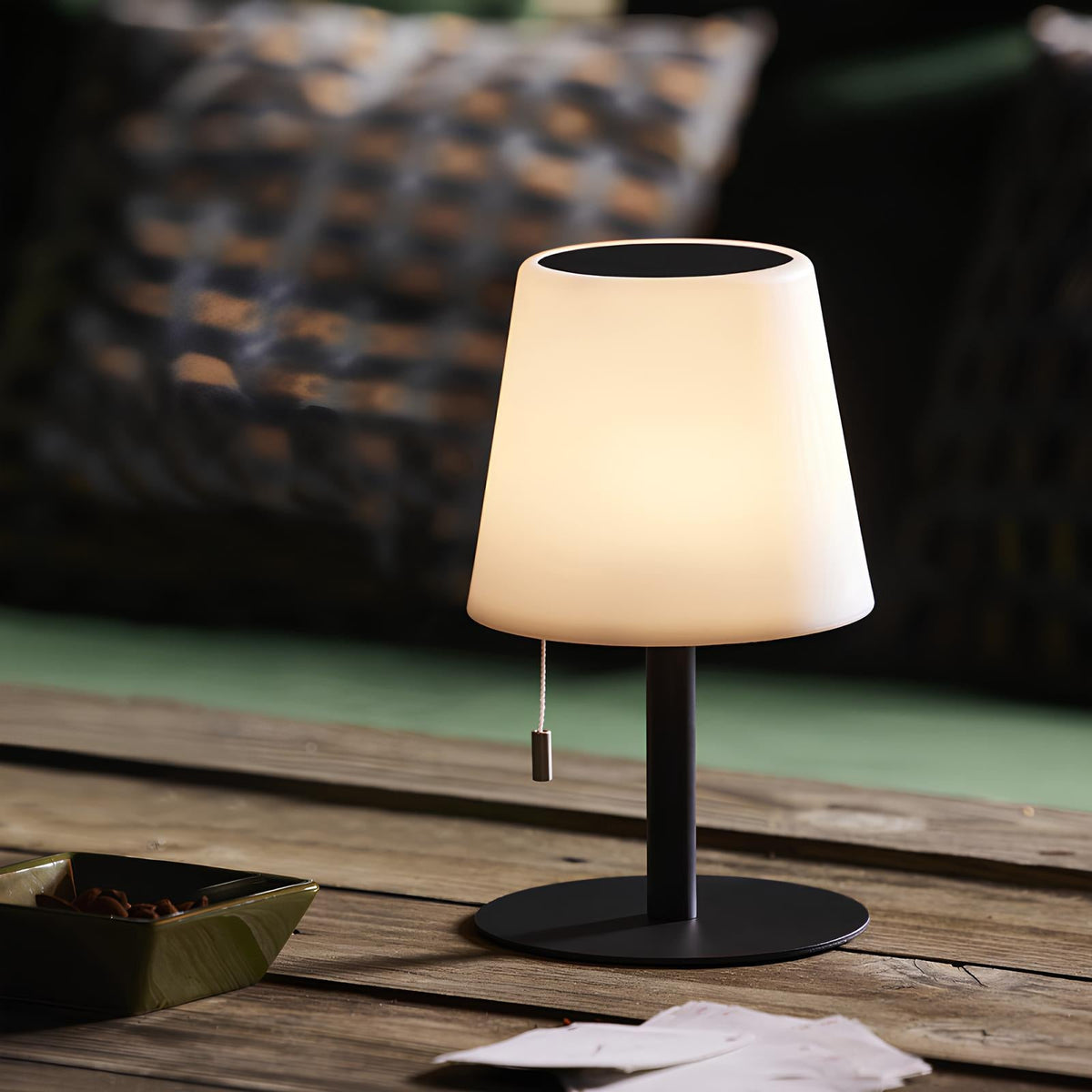 Minimalistische moderne tafellamp