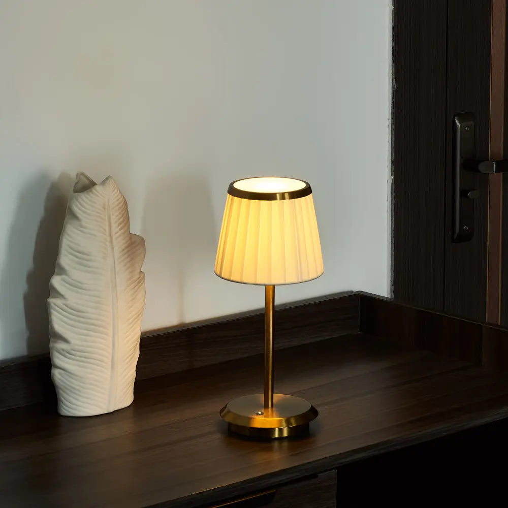 Klassieke elegante tafellamp